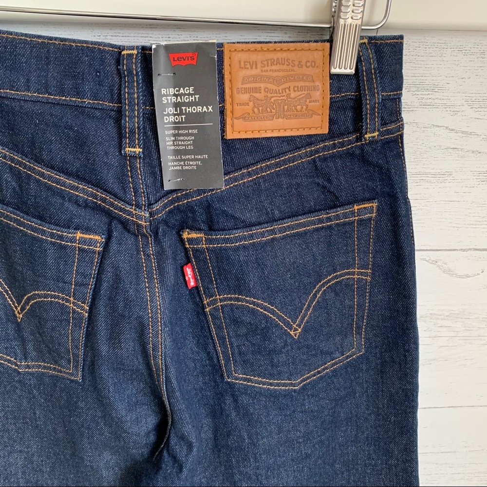 NWT Levi’s Ribcage Straight Dark Wash High Rise - Picture 7 of 10